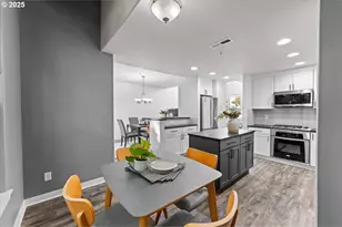 6273 NE Carillion Dr, Hillsboro, OR 97124 - Photo 17