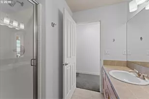 6273 NE Carillion Dr, Hillsboro, OR 97124 - Photo 37