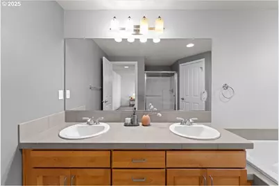 6273 NE Carillion Dr #103, Hillsboro, OR 97124 - Photo 31