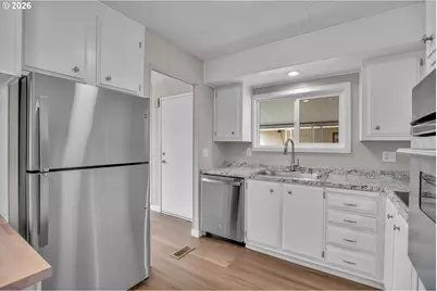 4400 SE Roethe Rd #18A, Milwaukie, OR 97267 - Photo 9
