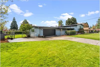 948 NE Queens Ln, Hillsboro, OR 97124 - Photo 3