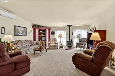 94998 Spring Valley Ln, Marcola, OR 97454 - Photo 5