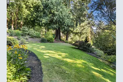 6019 SW Woods Ct, Portland, OR 97221 - Photo 43