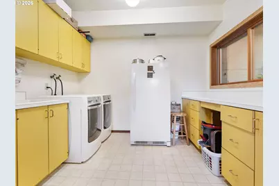 6019 SW Woods Ct, Portland, OR 97221 - Photo 35