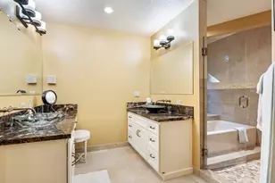 6019 SW Woods Ct, Portland, OR 97221 - Photo 25