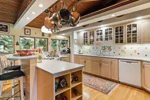 6019 SW Woods Ct, Portland, OR 97221 - Photo 13