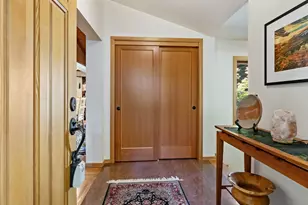6019 SW Woods Ct, Portland, OR 97221 - Photo 3