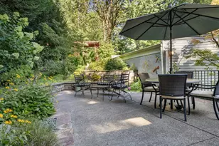 6019 SW Woods Ct, Portland, OR 97221 - Photo 39