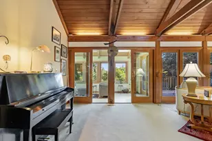 6019 SW Woods Ct, Portland, OR 97221 - Photo 7