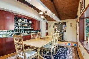 6019 SW Woods Ct, Portland, OR 97221 - Photo 11