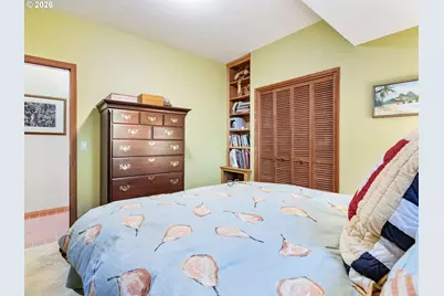 6019 SW Woods Ct, Portland, OR 97221 - Photo 31