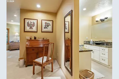 6019 SW Woods Ct, Portland, OR 97221 - Photo 23