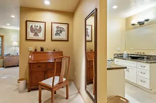 6019 SW Woods Ct, Portland, OR 97221 - Photo 23