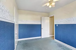 1666 W Myrtle Ave, Roseburg, OR 97471 - Photo 21