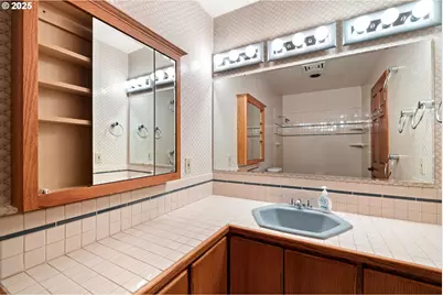 5418 SW 34th Pl, Portland, OR 97239 - Photo 13