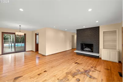 5418 SW 34th Pl, Portland, OR 97239 - Photo 9