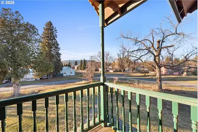 155 N 6th Ave, Elgin, OR 97827 - Photo 3