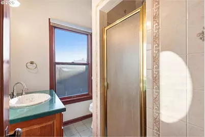 155 N 6th Ave, Elgin, OR 97827 - Photo 27