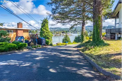 3217 NE Tide Ave, Lincoln City, OR 97367 - Photo 31