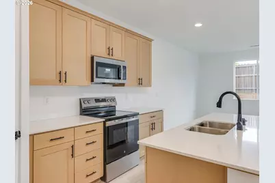 806 NW 178th Way, Ridgefield, WA 98642 - Photo 9
