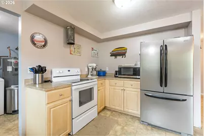 220 Wells Rd, Oakland, OR 97462 - Photo 19