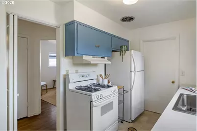 3855 NE Webster St, Portland, OR 97211 - Photo 21