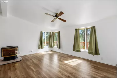 39 N Eagle Point Rd, Tygh Valley, OR 97063 - Photo 13