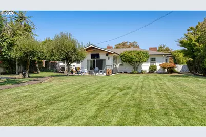 1110 W Oak St, Lebanon, OR 97355 - Photo 5