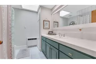 1110 W Oak St, Lebanon, OR 97355 - Photo 25