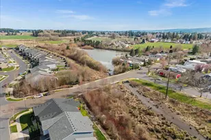 1960 Silverstone Dr, Forest Grove, OR 97116 - Photo 47