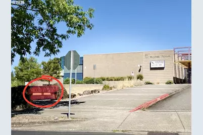 5254 NW Skycrest Pkwy, Portland, OR 97229 - Photo 15