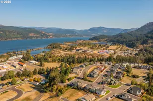 1099 SE Windsong Dr, Cascade Locks, OR 97014 - Photo 39