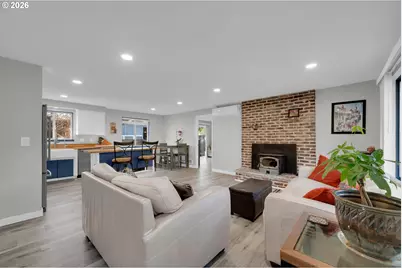 34792 Row River Rd, Cottage Grove, OR 97424 - Photo 5