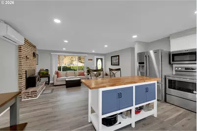 34792 Row River Rd, Cottage Grove, OR 97424 - Photo 9