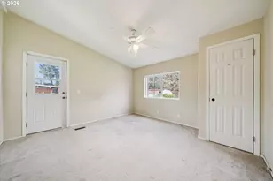 609 NE South Shore Rd, Portland, OR 97211 - Photo 29