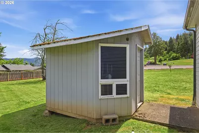 552 Holbrook Ln, Creswell, OR 97426 - Photo 29