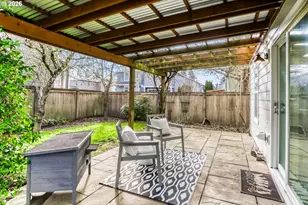 17888 SW Robert Ln, Beaverton, OR 97078 - Photo 23