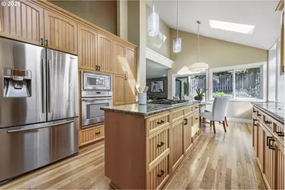 14232 Meadow Grass St, Lake Oswego, OR 97035 - Photo 9