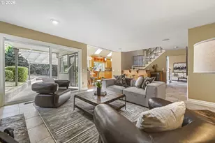 14232 Meadow Grass St, Lake Oswego, OR 97035 - Photo 13