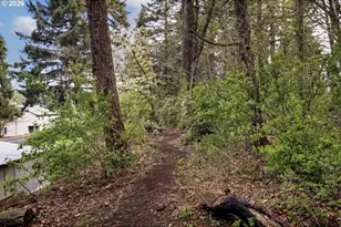 6832 Macleay Rd SE, Salem, OR 97317 - Photo 29