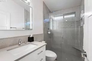 20298 Poe Sholes Dr, Bend, OR 97703 - Photo 13