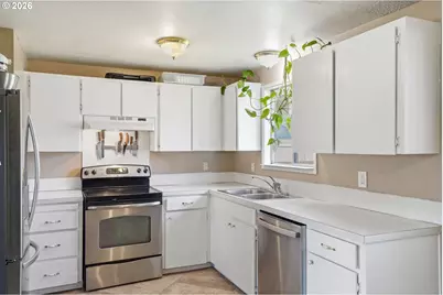 15212 NE 31st St, Vancouver, WA 98682 - Photo 9