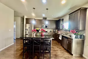 277 SW Mount Rainier St, McMinnville, OR 97128 - Photo 13