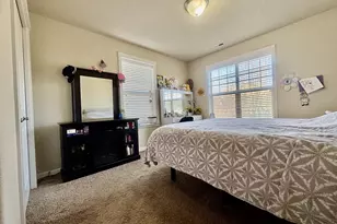 277 SW Mount Rainier St, McMinnville, OR 97128 - Photo 31