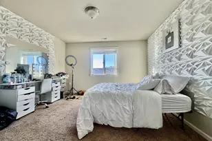 277 SW Mount Rainier St, McMinnville, OR 97128 - Photo 33