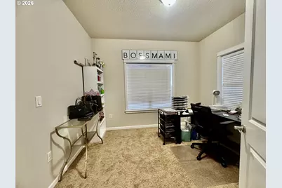 277 SW Mt Rainier St, McMinnville, OR 97128 - Photo 7