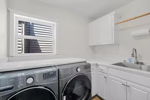 11336 NW Kenzie Ln, Portland, OR 97229 - Photo 19