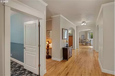 1949 Graham Dr, Eugene, OR 97405 - Photo 5