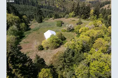 59 Tunnel Rd, White Salmon, WA 98672 - Photo 7