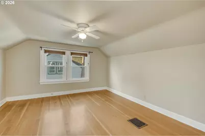 3724 SE Franklin St, Portland, OR 97202 - Photo 11